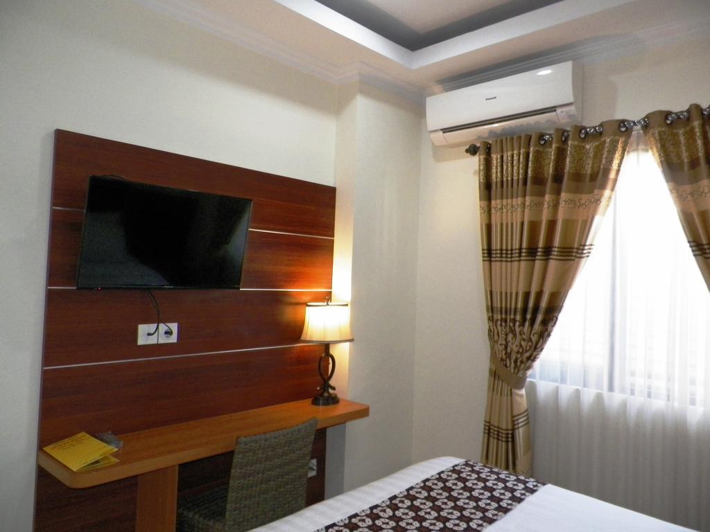Maranatha Grand Hotel Yogyakarta Exterior photo